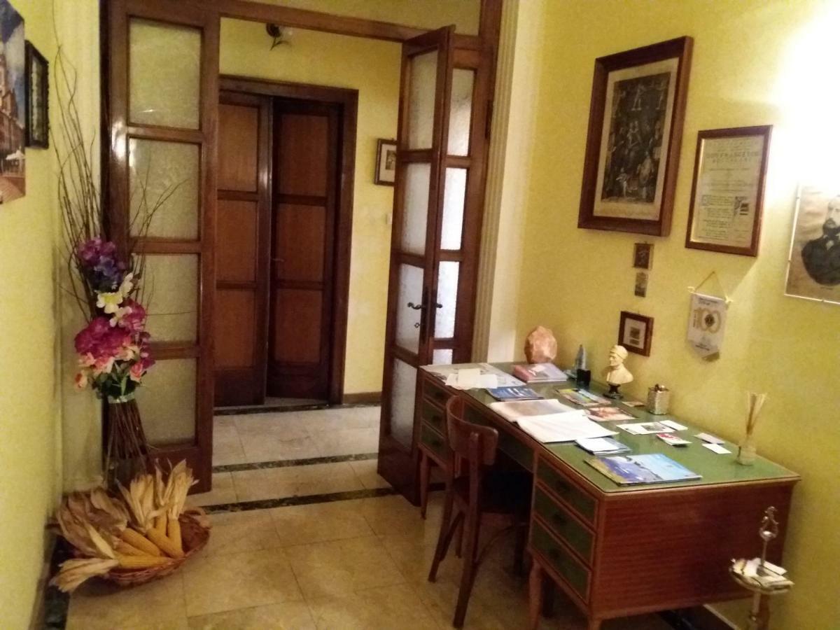 Da Selly Bed & Breakfast Mantova Bagian luar foto
