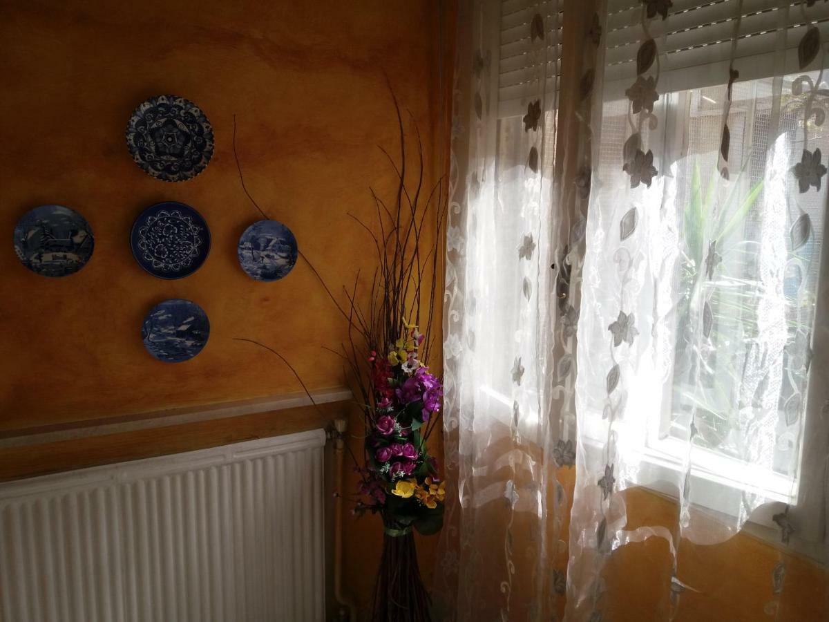 Da Selly Bed & Breakfast Mantova Bagian luar foto